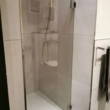 Schone Ferien- Oder Monteurwohnung In *
